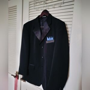 Vittorio St Angelo Black Tuxedo 42R Jacket and 36R Pants